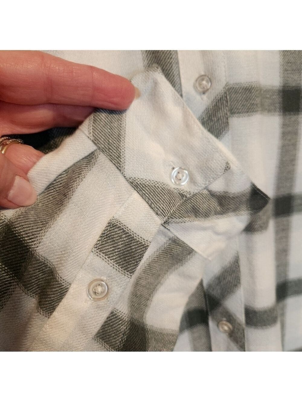 MARKET & SPRUCE "FEELING FALLY" ULTRA SOFT SAGE BLUE PLAID FLANNEL SHIRT LARGE - Picture 7 of 7